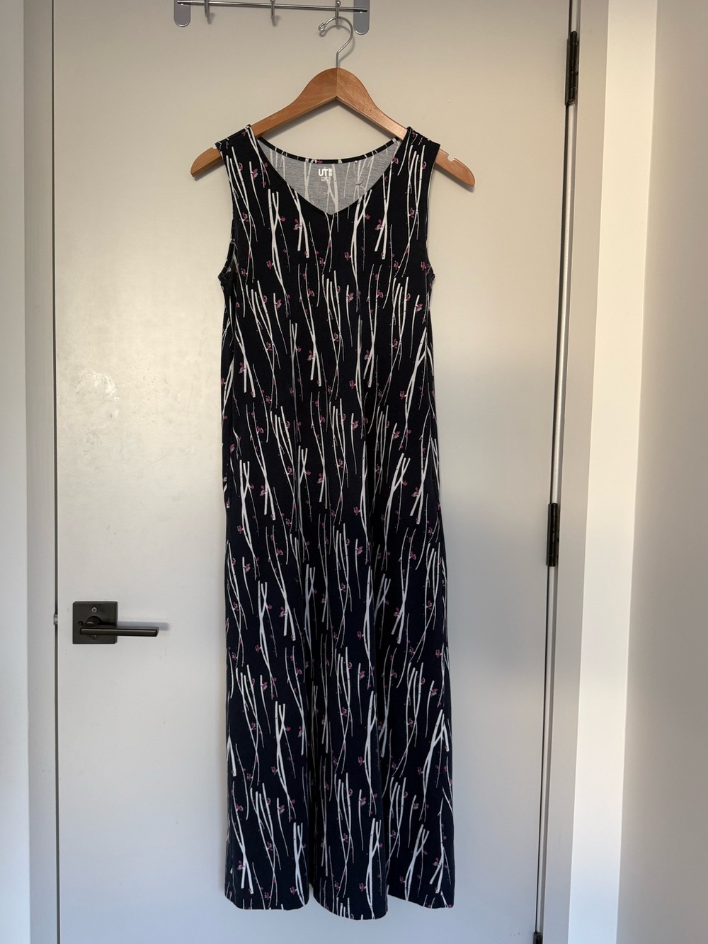 Uniqlo Navy Sleeveless Maxi Dress with Pockets